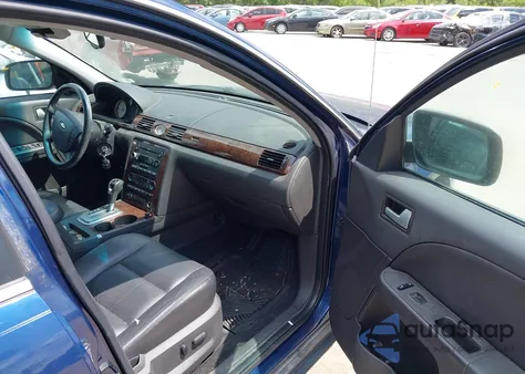 2005 Ford Five Hundred Limited z USA, uszkodzony, nr VIN 1FAHP25185G132715